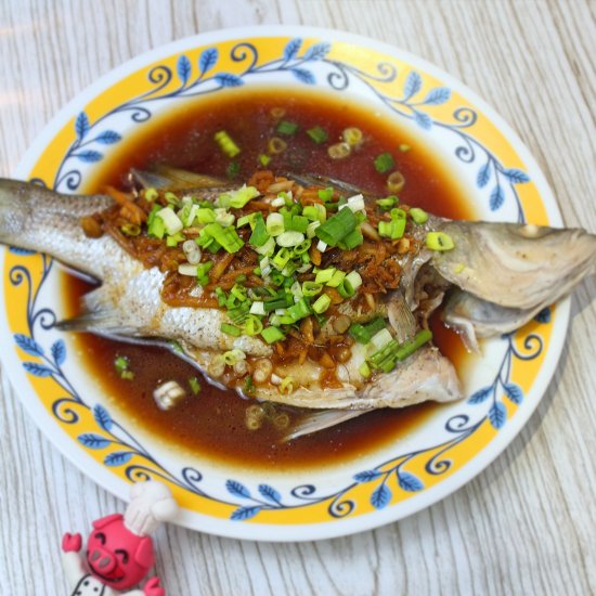 Gingery Soy Sauce Steamed Fish