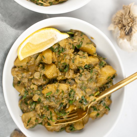 Potato Spinach Curry (Aloo Palak)