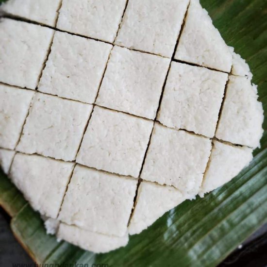 Kiribath (Sri Lankan Milk Rice)