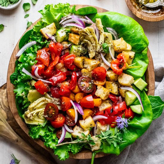 Italian Salad with Herb Dressing