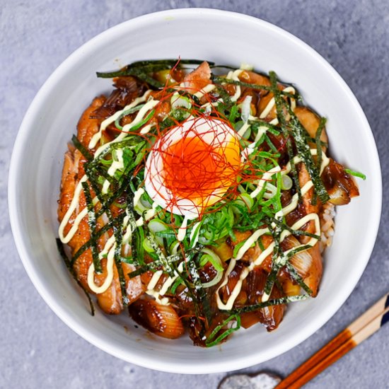 Garlic Teriyaki Chicken Rice Bowl