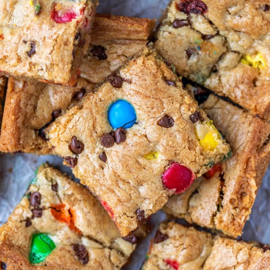 M&M Cookie Bars