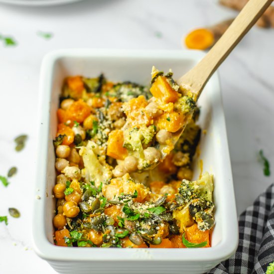 BUTTERNUT SQUASH BROCCOLI CASSEROLE