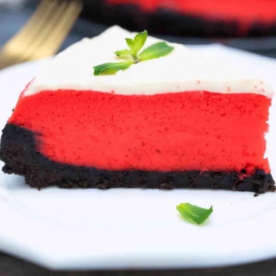 Red Velvet Cheesecake