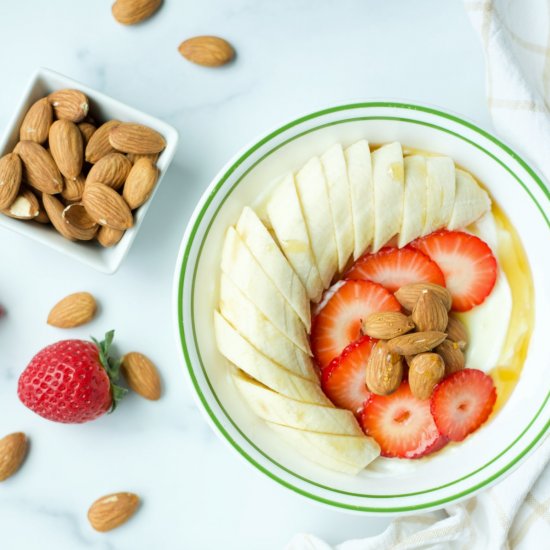 healthy fruit & yogurt bowls