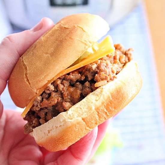 Crock Pot Cheeseburgers