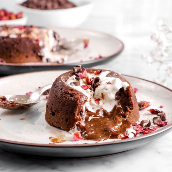 Easy Molten Chocolate Lava Cakes