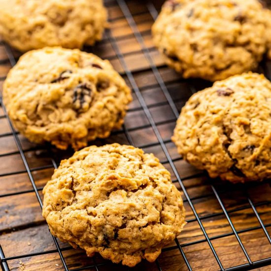 Oatmeal Raisin Cookies