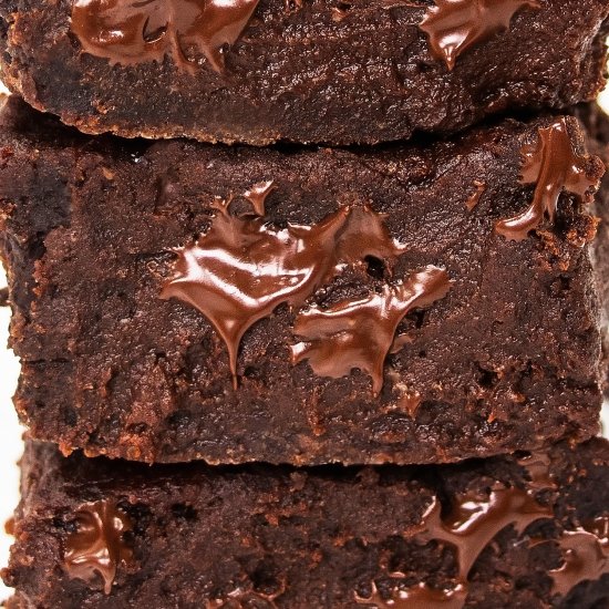 Gooey Vegan Date Brownies