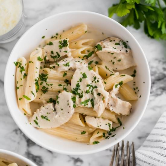 Instant Pot Chicken Alfredo