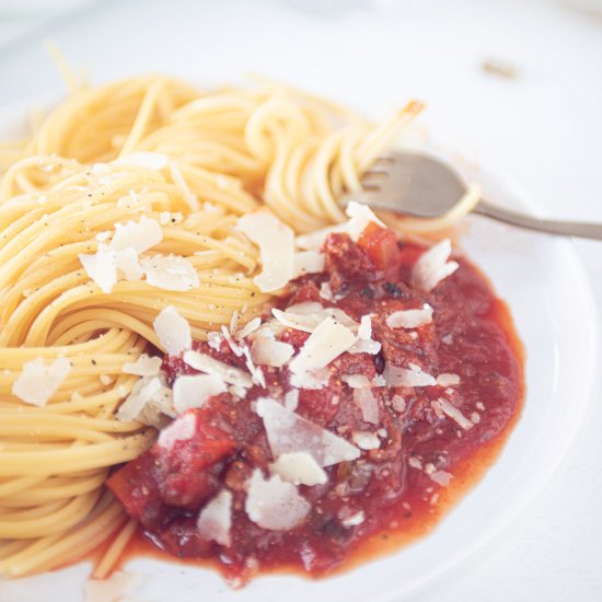 Crockpot spaghetti sauce with meat