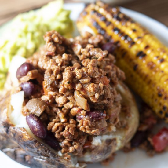 Jacket potato with mushroom chilli