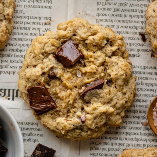 Oatmeal Chocolate Chip Cookies