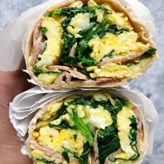 Ham and Spinach Breakfast Burritos