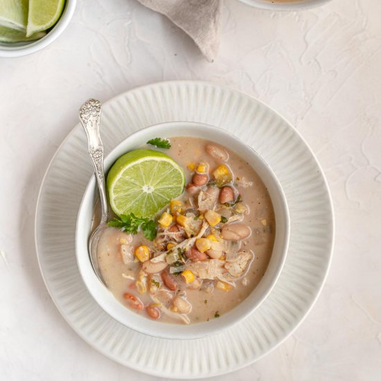 White Chicken Chili (Crockpot)