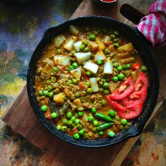 Curried fresh green peas