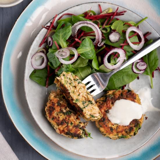 Easy Spinach Salmon Cakes