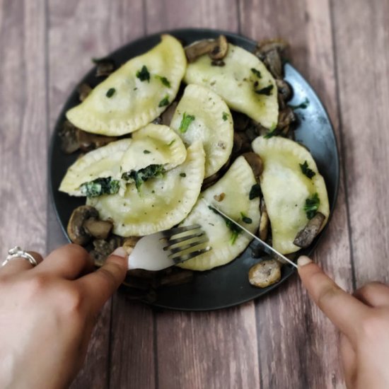 Homemade Vegan Spinach Ravioli