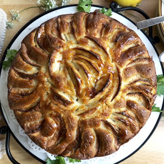 awesome apple almond cake