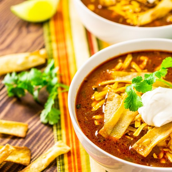 Instant Pot Chicken Enchilada Soup