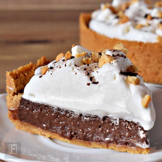 Baked Chocolate Banana Pie