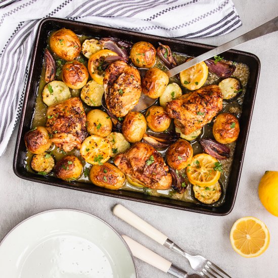 Lemon and Garlic Chicken Tray Bake