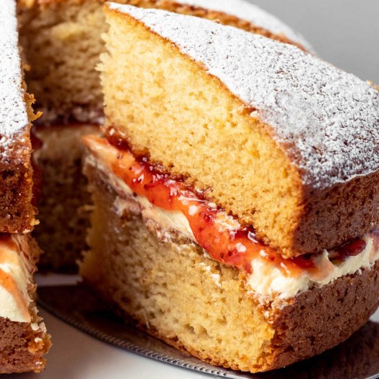 Vegan Victoria Sponge