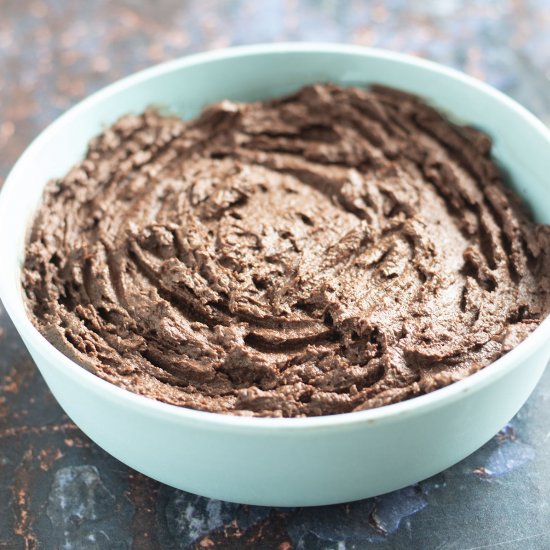 Chocolate hummus