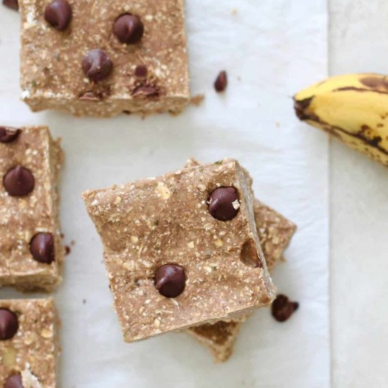 No Bake Banana Bread Protein Bars