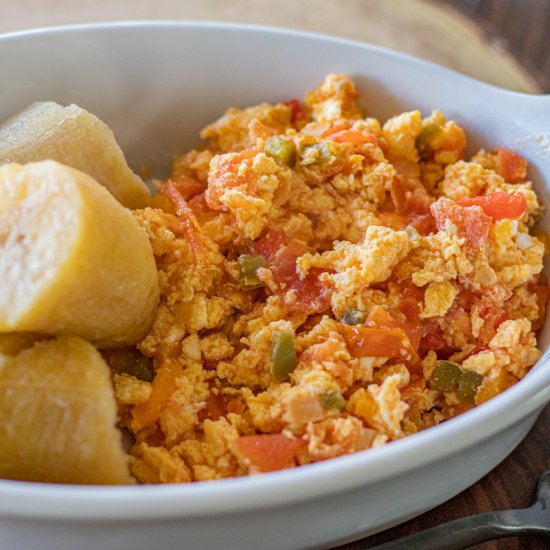 Dominican Scrambled Eggs w/ Tomato