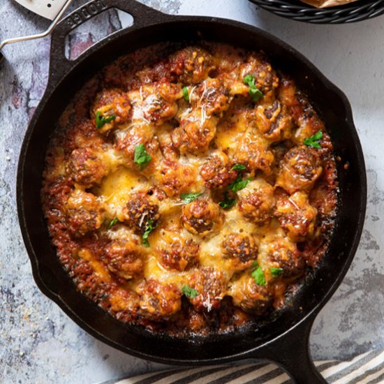 Baked Meatballs in Tomato Sauce