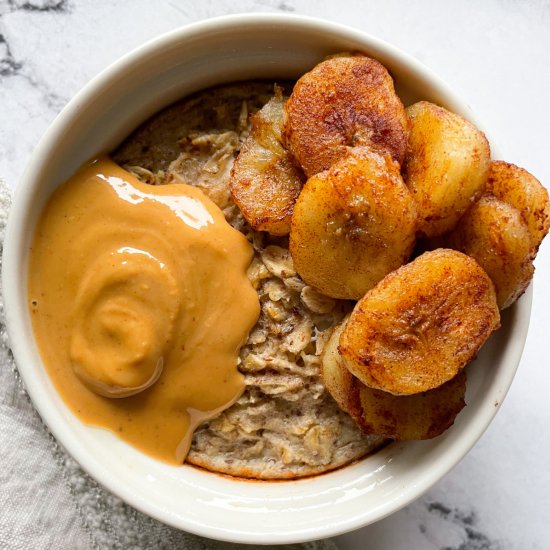 Banana Peanut Butter Baked Oatmeal