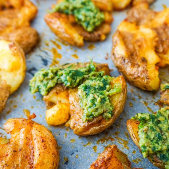 CRISPY GARLIC SMASHED POTATOES