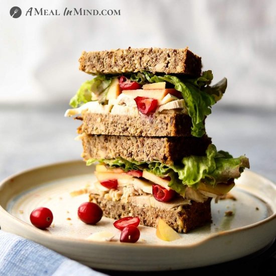 Chicken Apple-Brie Sandwich – Paleo