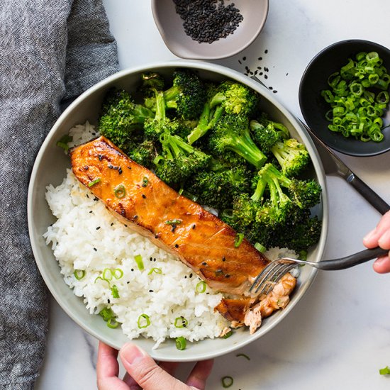 Air Fryer Honey Garlic Salmon