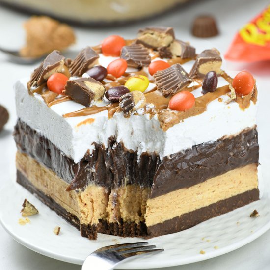 Chocolate Peanut Butter Lasagna