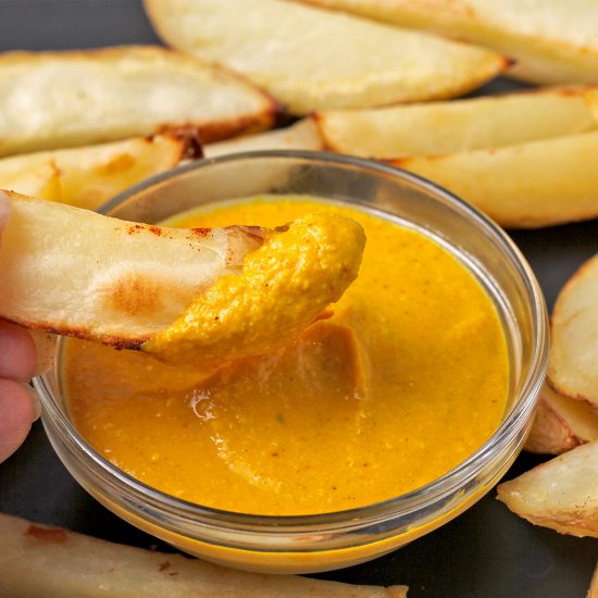 Vibrant curry dipping sauce (vegan)