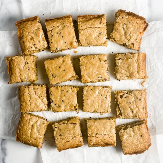 tahini blondies