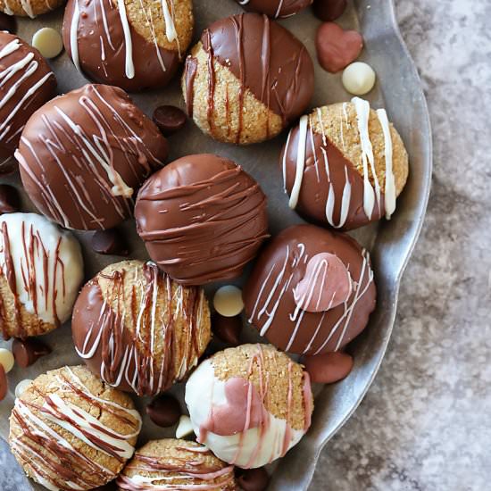 Almond Flour Peanut Butter Cookies