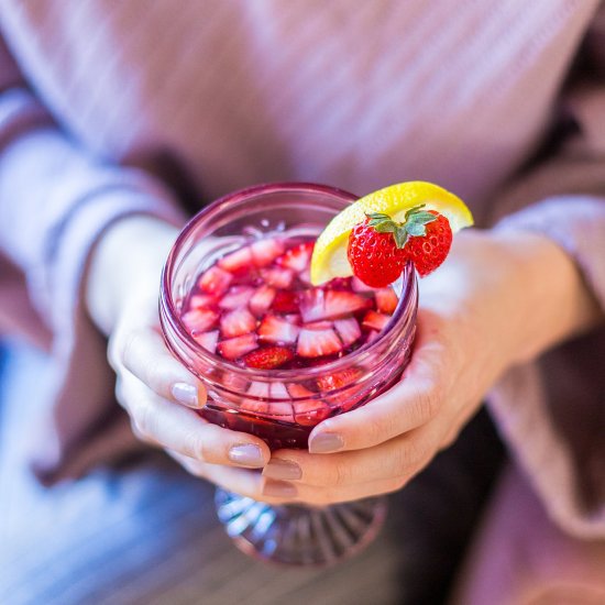 strawberry lemonade sangria