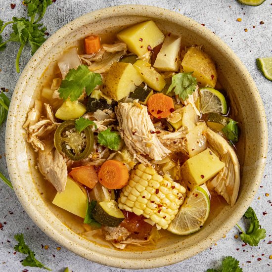 Caldo de Pollo