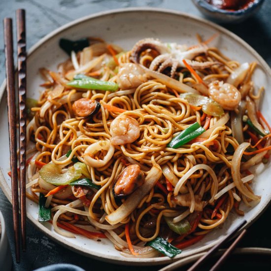 Seafood Chow Mein (海鲜炒面)