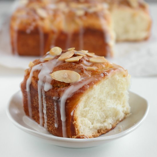 Almond Sweet Roll