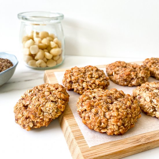 Coconut and macadamia nut cookies