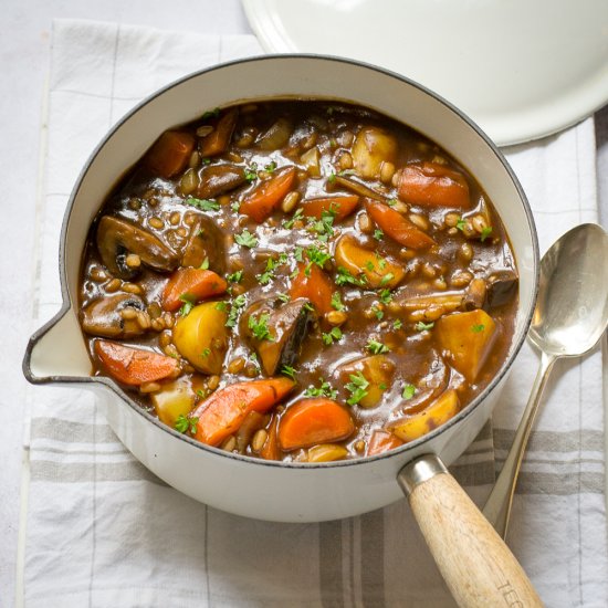 Vegan Stew with ale & barley