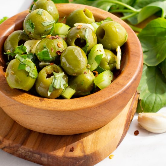 Green Marinated Sicilian Olives