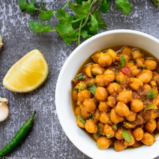 CHANA MASALA CURRIED CHICKPEAS