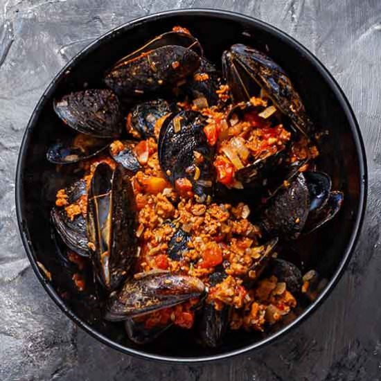 mussels with sausages and fennel