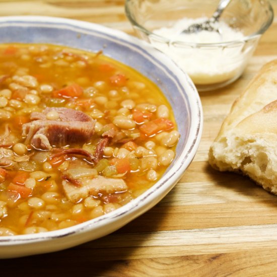 Instant Pot Ham and Bean Soup