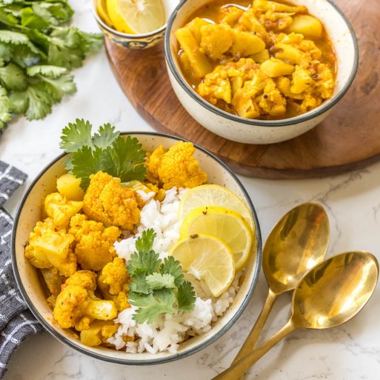 Vegan Chickpea Cauliflower Curry